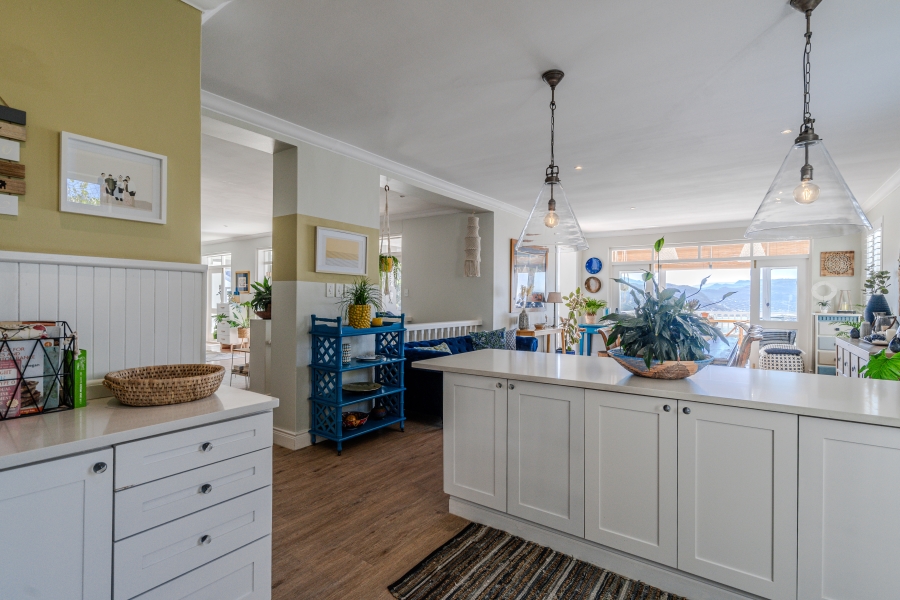 4 Bedroom Property for Sale in Simons Kloof Western Cape